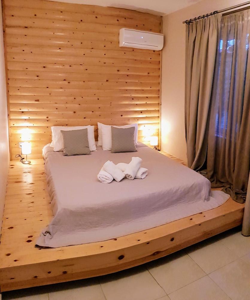 Anemos Hotel 폴리크로노 외부 사진